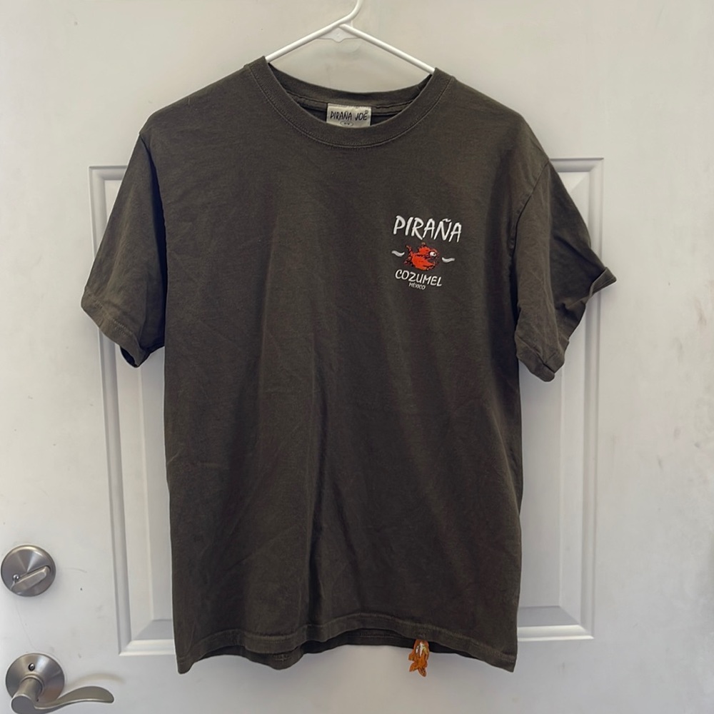 Piraña joe Cozumel graphic tee